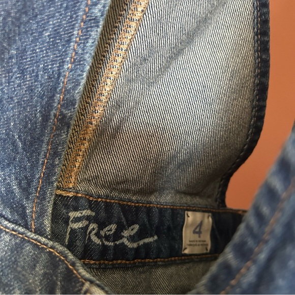 Free People Sunkissed Denim Short Overalls Zip Front Jean Shortalls NEW Size 4 - Picture 6 of 11